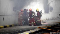 Kebakaran di apartemen tersebut sudah terjadi sejak Rabu (4/10/2017). Api berasal dari genset yang terletak di lantai basement.