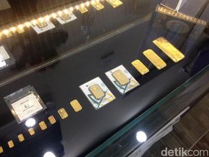 Emas Kena Pajak, Konsumen Ngaku Belum Tahu
