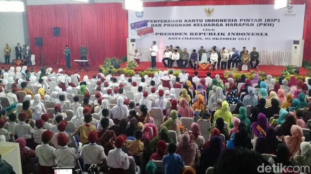 Jurus Macan Kemayoran dari Jumi Jola untuk Jokowi