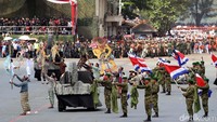 Aksi ini mendapat perhatian penonton dan Presiden Jokowi.