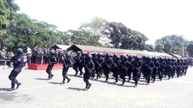 Suasana peringatan HUT ke-72 TNI di Lapangan Panglima Besar (Pangsar) Jenderal Sudirman di Ambarawa, Kabupaten Semarang.
