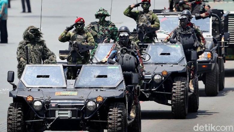 DPR Dukung Pelibatan Pasukan Super Elite TNI Berantas Terorisme DPR Dukung Pelibatan Pasukan Super Elite TNI Berantas Terorisme