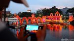 Indahnya Perayaan Kue Bulan dengan Lampion Naga