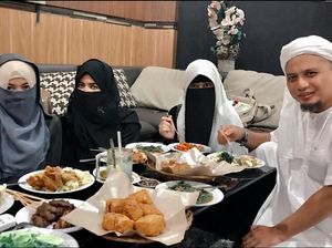 Ustad Arifin Ilham Punya 3 Istri, Keikhlasan Istri Pertama Tuai Pujian