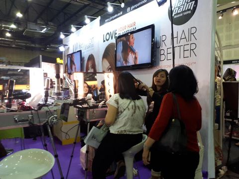 Sebelum ke International Makeup Expo, Yuk Intip Apa Saja yang Dijual di Sana