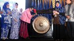Menteri Yohana Yembise Buka Rakernas IWAPI