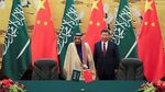 Saat Raja Salman Investasi Besar di China dan Beli Senjata Rusia