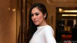 Wulan Guritno Tetap Menawan