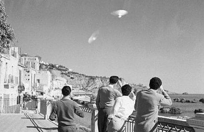Deretan Penampakan UFO Sejak Dulu Kala