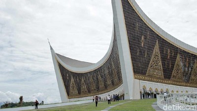 11 Masjid Terindah di Dunia, Satu di Antaranya Ada di Padang