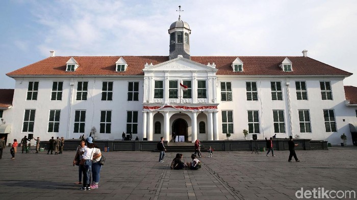 Museum Fatahillah terletak di kawasan Kota Tua, Jakarta. Kini museum tersebut lebih bersih dan keren. Begini penampakannya.