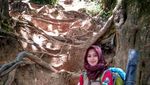 Foto: Siska, Hijaber Cantik yang Suka Naik Gunung