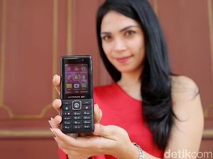 Andromax Prime, Ponsel Mungil Gaya Jadul Rasa Modern