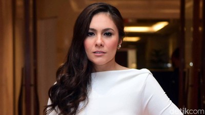 Foto: Usia Semakin Tua, 10 Artis Indonesia Ini Malah Makin Menawan