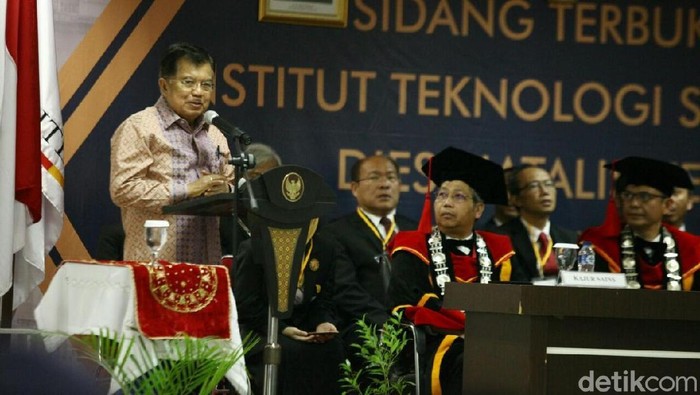 JK: Kemajuan Negara Tidak Tergantung Banyaknya PNS