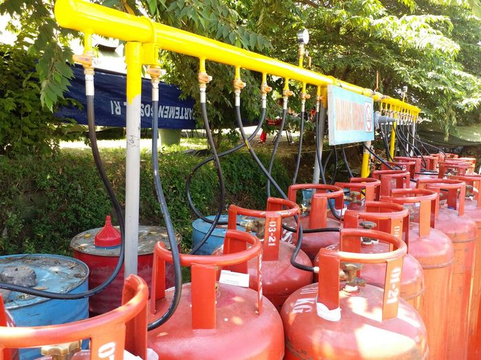 Foto: Pertamina Bagi-bagi Elpiji untuk Pengungsi Gunung Agung (Dok. Pertamina Surabaya) Foto: Pertamina Bagi-bagi Elpiji untuk Pengungsi Gunung Agung (Dok. Pertamina Surabaya)
