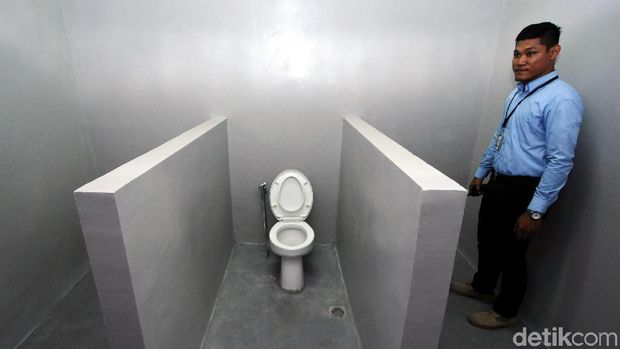 KPK memiliki rumah tahanan baru. Rutan itu berada di gedung Merah Putih KPK yang baru digunakan Februari lalu. Yuk kita lihat kondisi di dalam rutan tersebut.