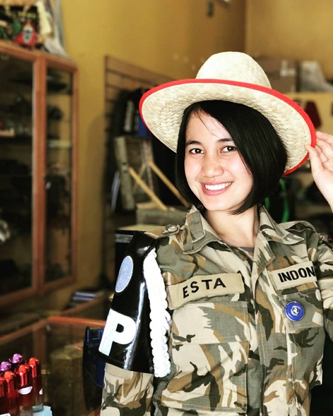 Wanita yang akrab disapa Esta itu memiliki paras yang manis, tak heran bila followers di akun Instagram pribadi Estarina Aritonang sudah lebih dari 43 ribu. Foto: Dok. Facebook Estarina Aritonang