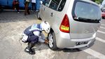 Foto: Asyik! Trotoar di Ciracas Bebas PKL dan Parkir Liar