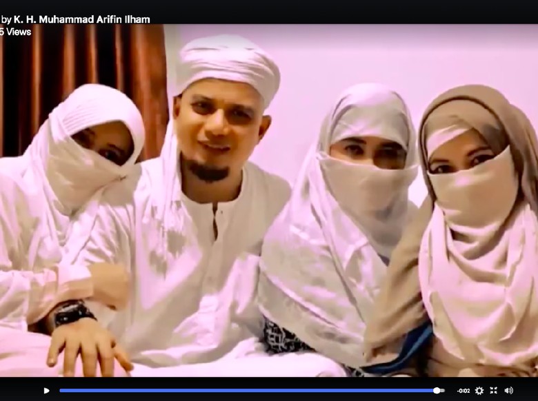 Hasil gambar untuk ustad arifin ilham