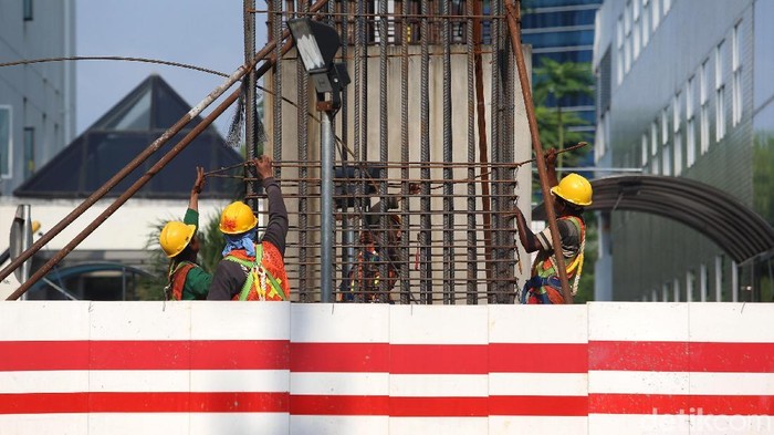 Pemerintah membuka peluang swasta untuk terlibat bersama BUMN membangun berbagai proyek infrastruktur di Jakarta dan berbagai wilayah di Indonesia.