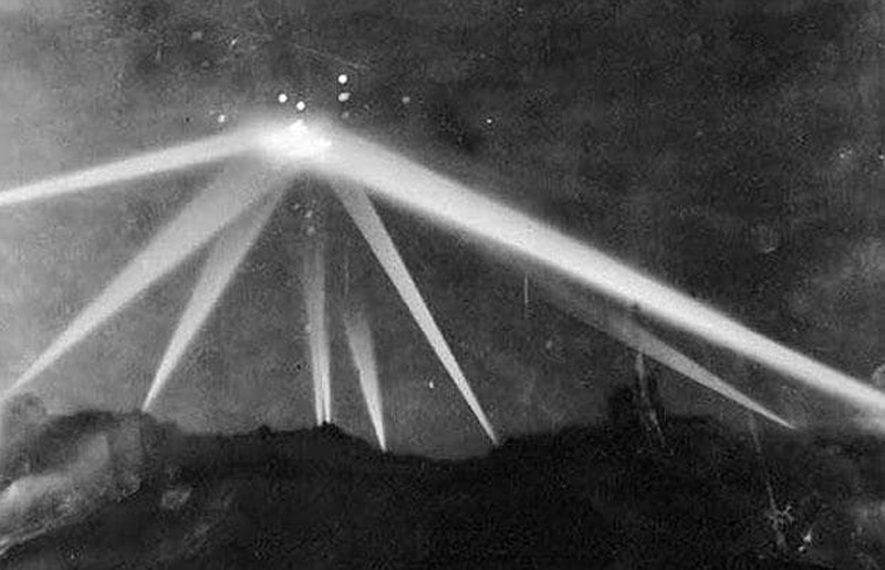 Deretan Penampakan UFO Sejak Dulu Kala