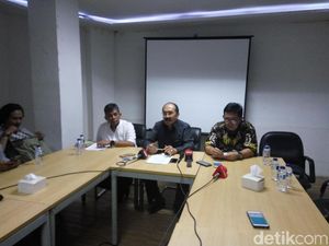 Dilaporkan ke KPK Bersama Novanto, Fredrich: Pelapor Buta Hukum