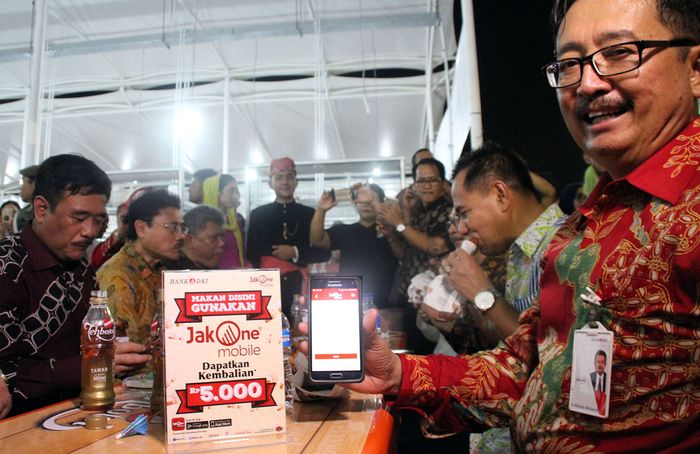 Asyik Jajan Di Taman Kota Intan Bisa Pakai Jakone Mobile