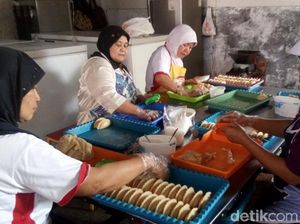 Sukses Jualan Singkong, Eks Napi Ini Tiap Tahun Umrahkan Karyawannya