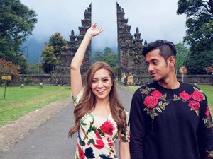 Buktikan Aman, Aktris Luar Negeri Ramai-Ramai ke Bali