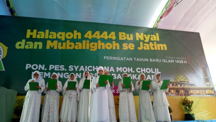 Bu Nyai Se-Jatim Deklarasi Dukung Gus Ipul