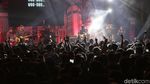 Penampilan Efek Rumah Kaca di Synchronize Fest 2017