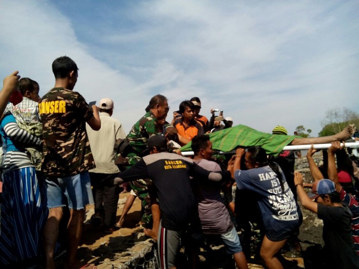 Jenazah Nelayan Ditemukan Tewas Tersangkut Jaring Ikan