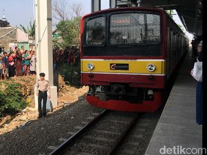 Ada Kereta Bandara, Frekuensi KRL Duri-Tangerang Dikurangi