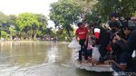 Foto: Gubernur Djarot Lepas 50 Ribu Benih Ikan di Taman Situ Lembang
