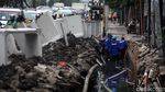 Sering Tersumbat, Saluran Air di Jl. Hayam Wuruk Diganti