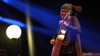Keren ya penampialnnya? (Foto: Dialog Dini Hari (Asep/detikHOT)