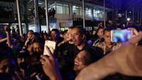 Kebanyakan dari mereka ingin mengabadikan momen kehadiran Jokowi. Foto: Asep Syaifullah