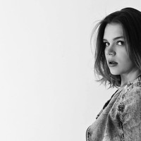 Camille Gottlieb memiliki kecantikan dan keanggunan dari neneknya, salah satu bintang Hollywood ikonik, Grace Kelly. Remaja 19 tahun ini adalah anak dari Putri Stephanie dari Monako, anak terkecil dari Grace Kelly dan Pangeran Rainier III. Foto: Dok. Instagram