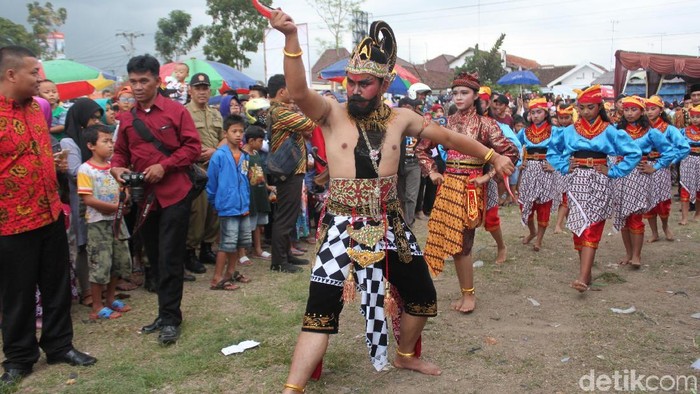 KPU Kabupaten Magelang pilih tokoh Werkudara sebagai maskot, Minggu (8/10/2017).