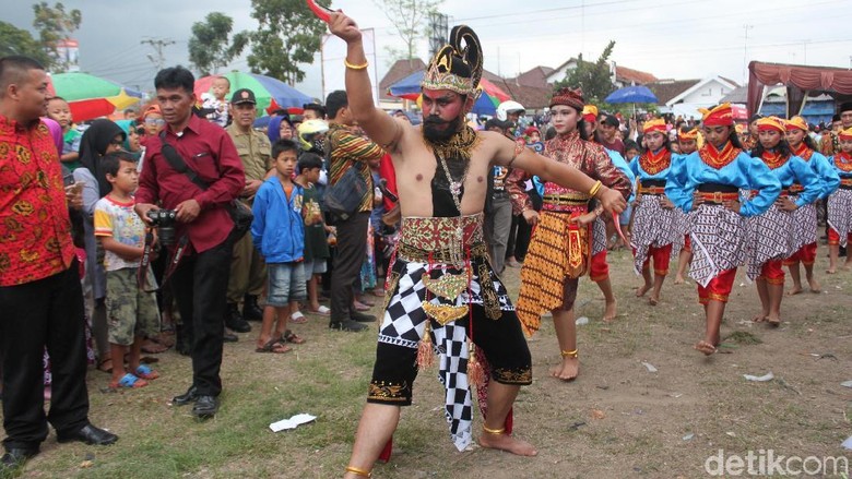 Tokoh Wayang Werkudara Jadi Maskot KPU Kabupaten Magelang Tokoh Wayang Werkudara Jadi Maskot KPU Kabupaten Magelang