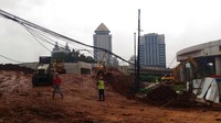 Masalah pembangunan di tahap akhir lebih persoalan teknis seperti kondisi cuaca. Pasalnya, proyek jalan tol ini melibatkan pemadatan tanah sehingga ketika cuaca hujan hal tersebut tentu akan menunda pekerjaan.