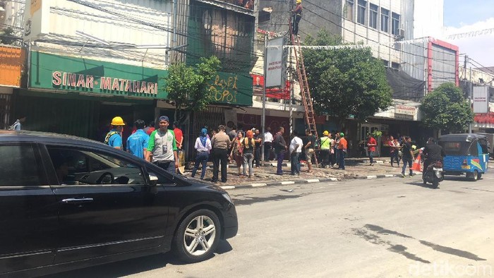 Kebakaran Padam, Lalin di Jalan Sabang Kembali Dibuka