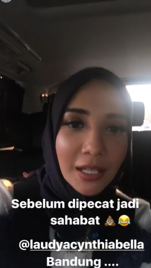 Takut Dipecat, Zaskia Sungkar Buru-buru Hadiri Resepsi Laudya Cynthia Bella