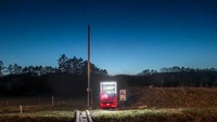Lokasi vending machine ini juga jauh dari keramaian. Tapi nampaknya tetap ada pembeli setia. Foto: Istimewa