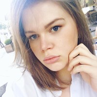 Tanpa perlu jadi selebriti, Camille Gottlieb terkenal di dunia maya. Ia memiliki 30 ribu lebih followers di Instagram. Foto: Dok. Instagram