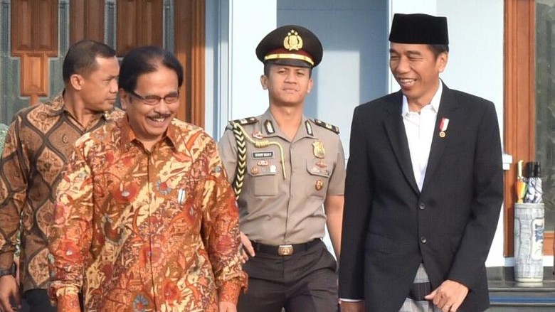 NasDem: Jokowi Pemimpin Umat, Wajar Bertemu PA 212 NasDem: Jokowi Pemimpin Umat, Wajar Bertemu PA 212