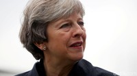 PM Inggris Theresa May menyebut Hawking sebagai sosok dengan pemikiran yang brilian dan luar biasa serta merupakan salah satu ilmuwan terhebat di generasinya. Keberanian, rasa humor, dan determinasinya dalam hidup adalah sebuah inspirasi. Warisannya tidak akan terlupakan, tulis May lewat Twitter. (Foto: Reuters)