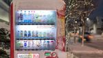 Unik! Fotografer Ini Abadikan Potret Vending Machine yang Tertutup Salju