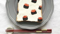Nah kalau ini bentuknya sushi. Ada selai yang dibuat seolah-olah nori dan telur ikan. Foto: Istimewa